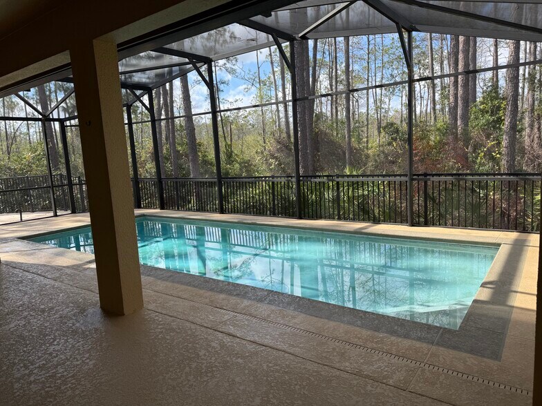 Building Photo - 7530 Colbury Ave