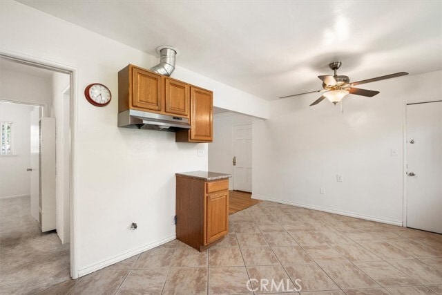 Building Photo - 5851 Woodman Ave