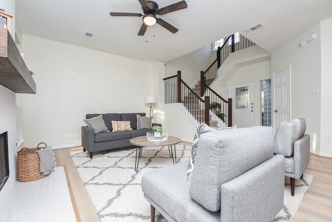 Building Photo - 134 N Magnolia Pond Pl