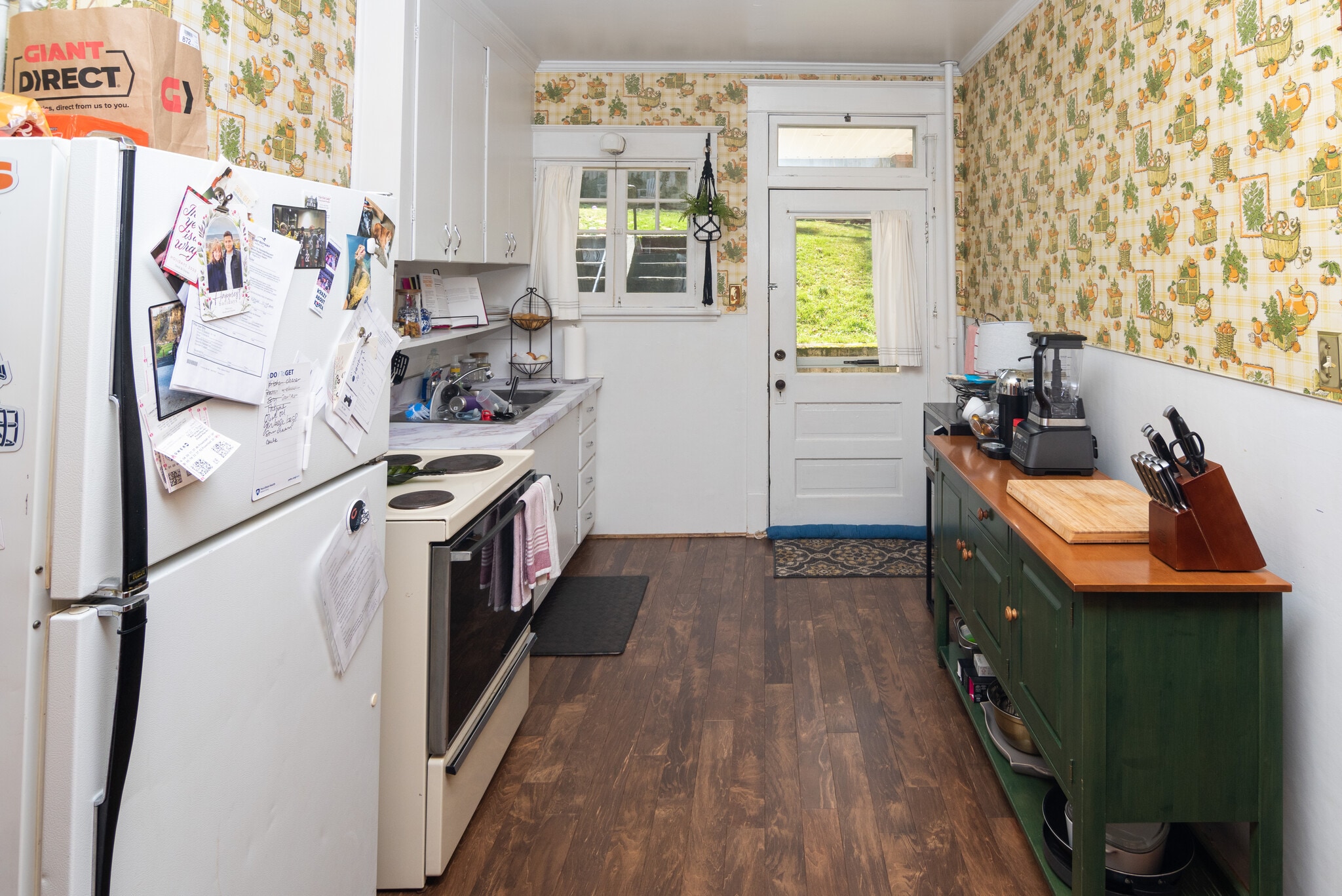 Building Photo - 308 E Linn St