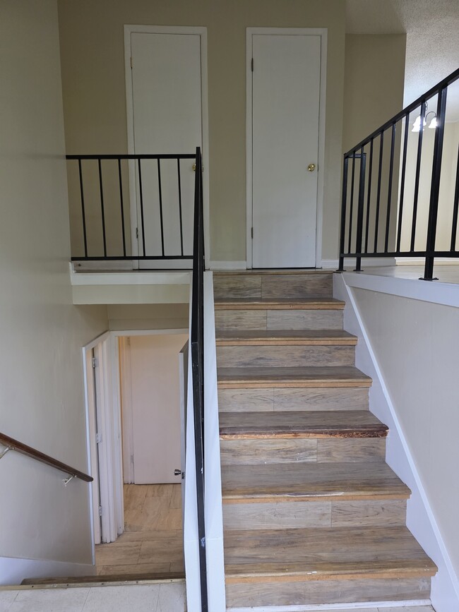 Building Photo - 3719 Steadman Dr NW