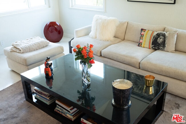 Building Photo - 3063 Deep Canyon Dr