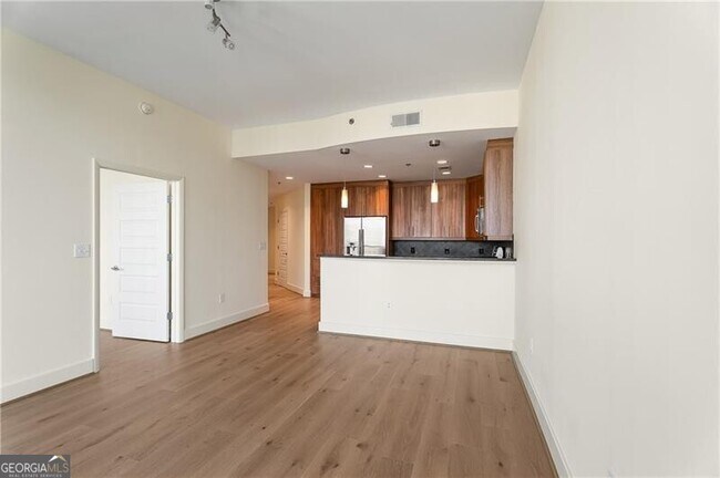 Building Photo - 1080 Peachtree St NE