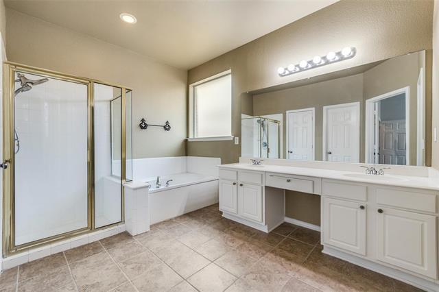 Building Photo - 1625 Mallard Dr