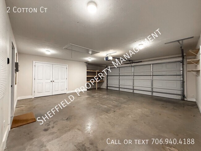 Building Photo - 2 Cotton Ct