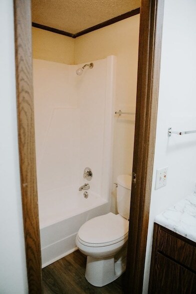 Building Photo - 2421 Madison St