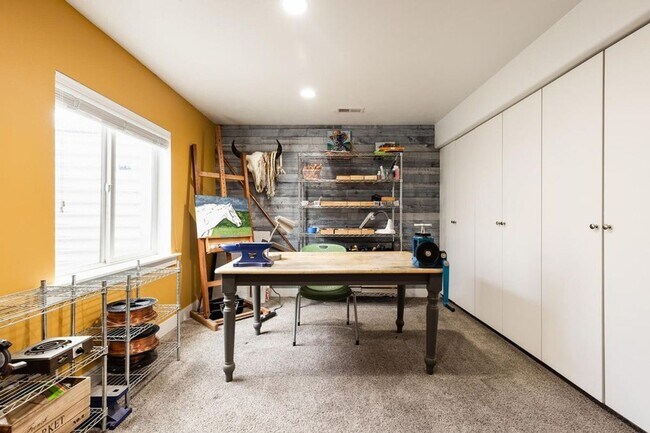 Building Photo - Aspen Pointe Heber Home