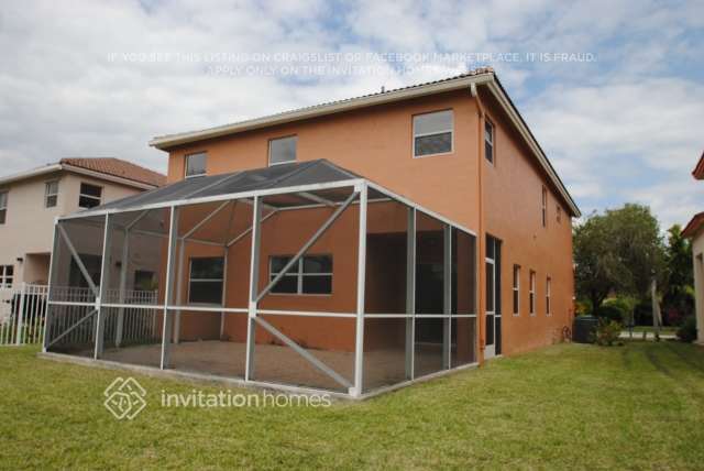 Building Photo - 1330 NW 192nd Ln