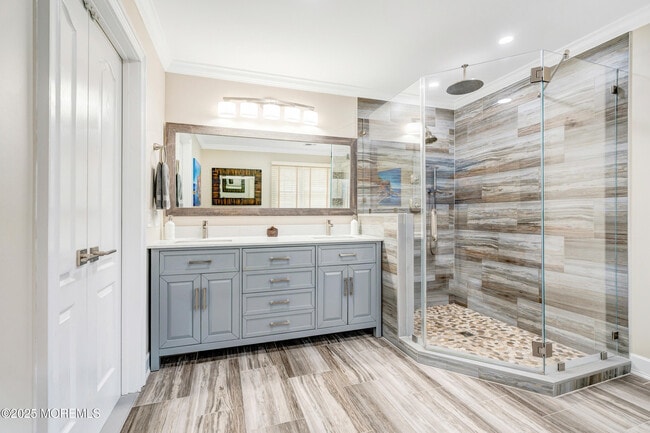 Building Photo - 909 Brookside Ave