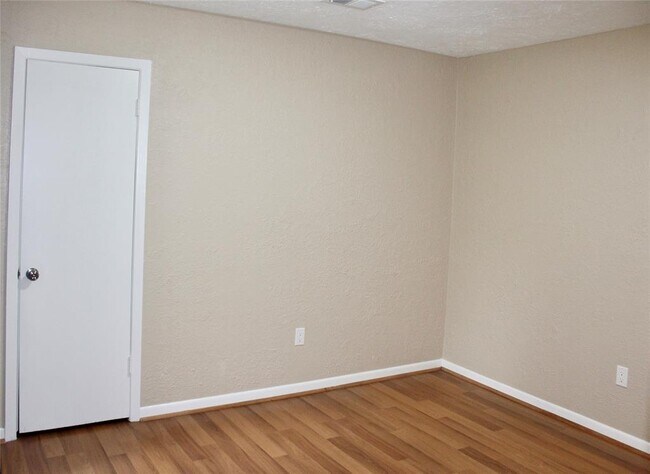 Building Photo - 17723 Mossforest Dr