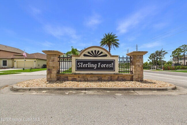 Building Photo - 551 Loxley Ct