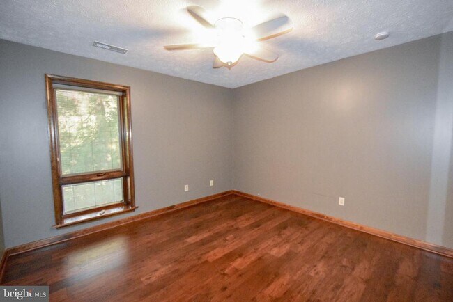 Building Photo - 23247 White Birch Ct