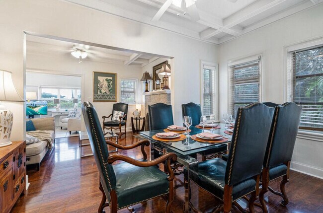 Building Photo - 5301 N Flagler Dr