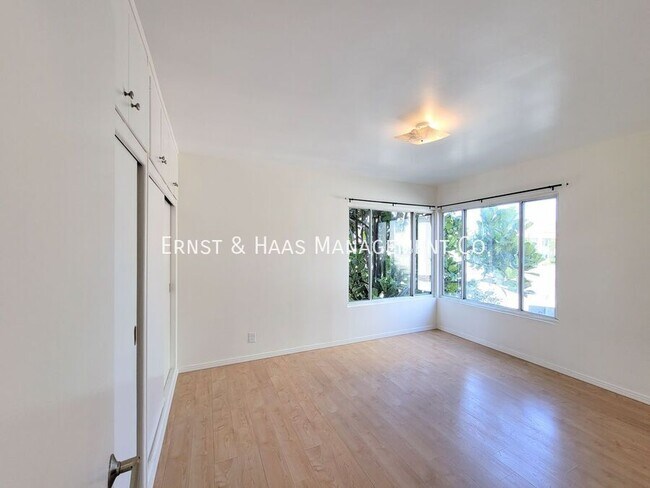Building Photo - 1250 E Ocean Blvd