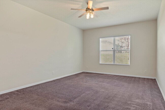 Building Photo - 4 bedroom in Apopka available now!