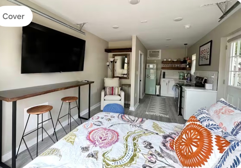 Building Photo - 5920 Rosslyn Ave