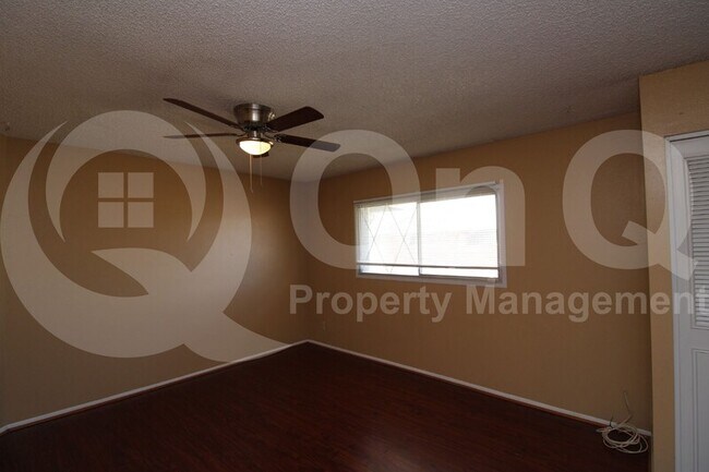 Building Photo - 6560 N 43rd Ave
