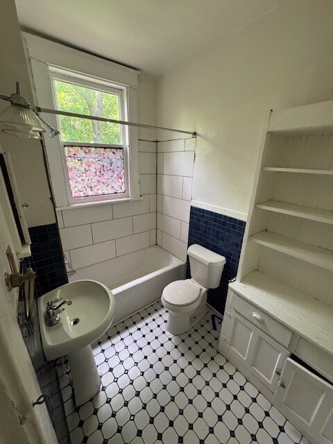 Building Photo - 1283 Harbert Ave