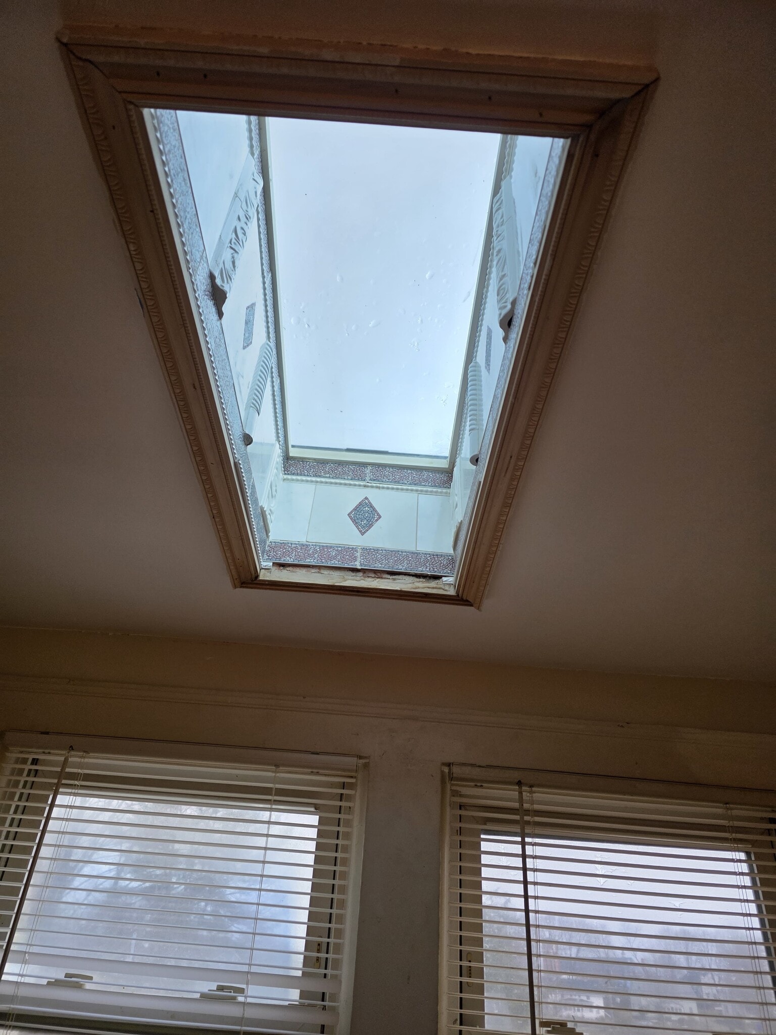 Building Photo - 75 Ashland St