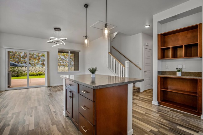 Building Photo - Beautiful Designed Spacious 3 bed/2.5 Bath Home at Kehalani with Ocean Views!