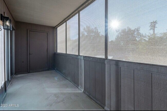 Building Photo - 4608 W Maryland Ave