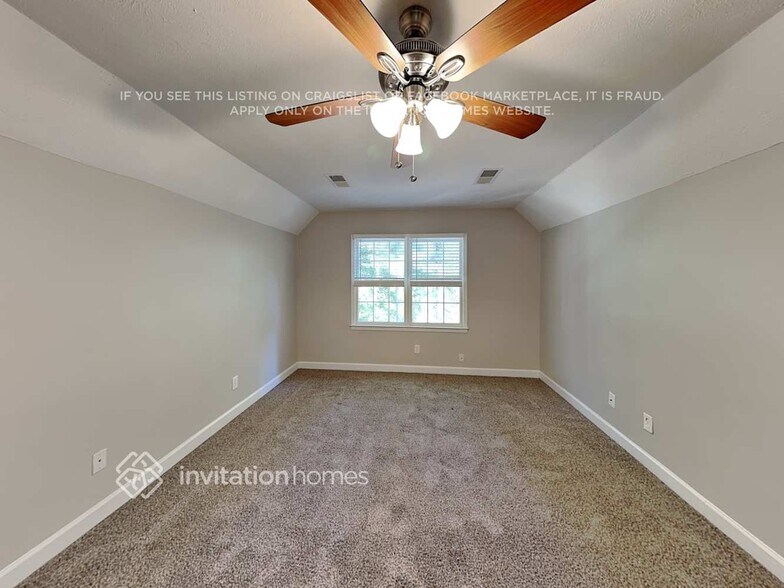 Building Photo - 297 Old Hickory Way