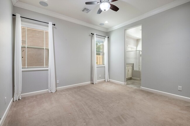 Building Photo - Gorgeous and spacious home in Gilbert, AZ!