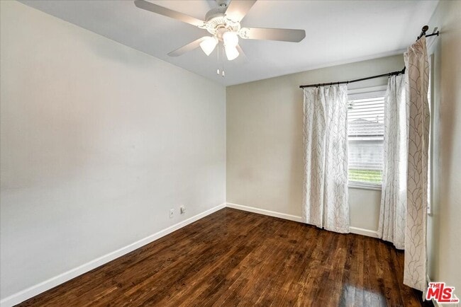 Building Photo - 6200 Jamieson Ave