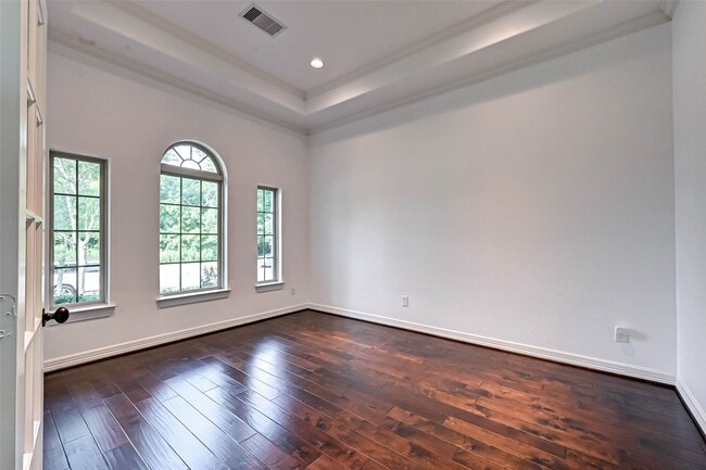 Building Photo - 39 Marino Dr