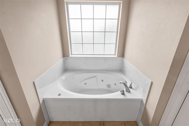 Building Photo - 6012 Whitney Dr