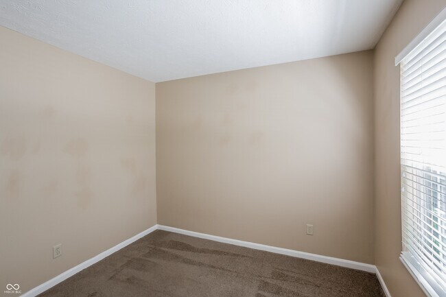 Building Photo - 7114 Elias Cir