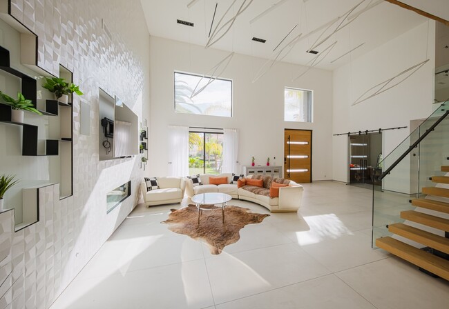 Building Photo - 25879 Chalmers Pl