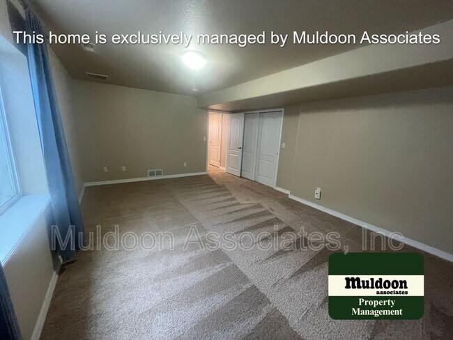 Building Photo - 3487 Tail Wind Dr