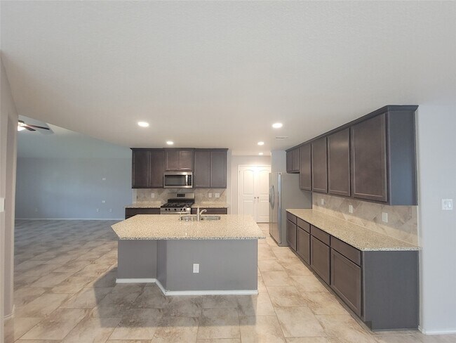 Building Photo - 4511 Terrazza Verde Dr