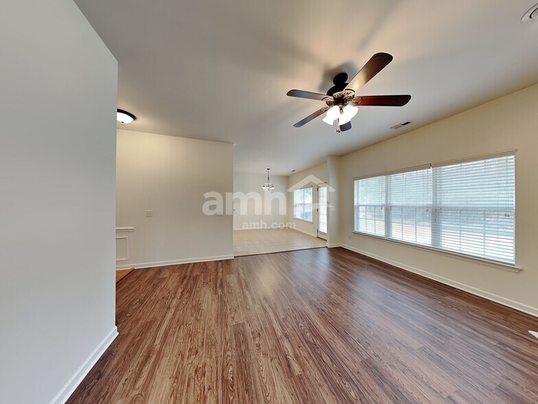 Building Photo - 6736 Reedy Creek Rd