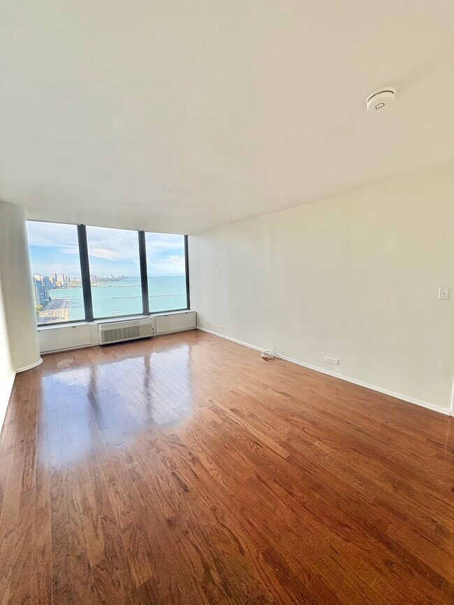 Building Photo - 505 N Lake Shore Dr