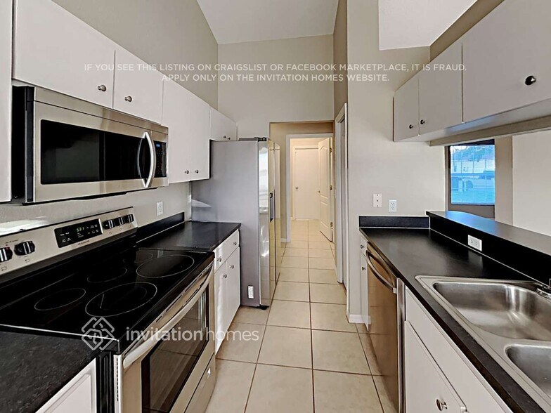 Building Photo - 7410 Loblolly Ave