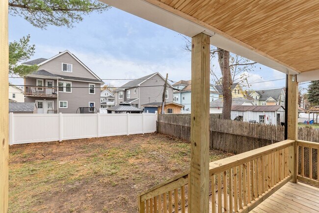 Building Photo - 23 Biltmore St