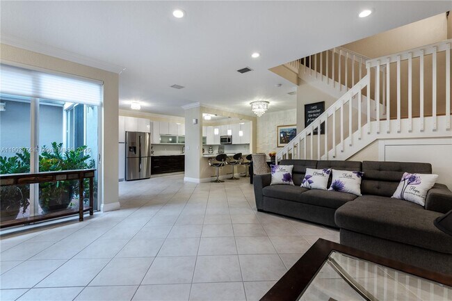 Building Photo - 1275 Yellowheart Way