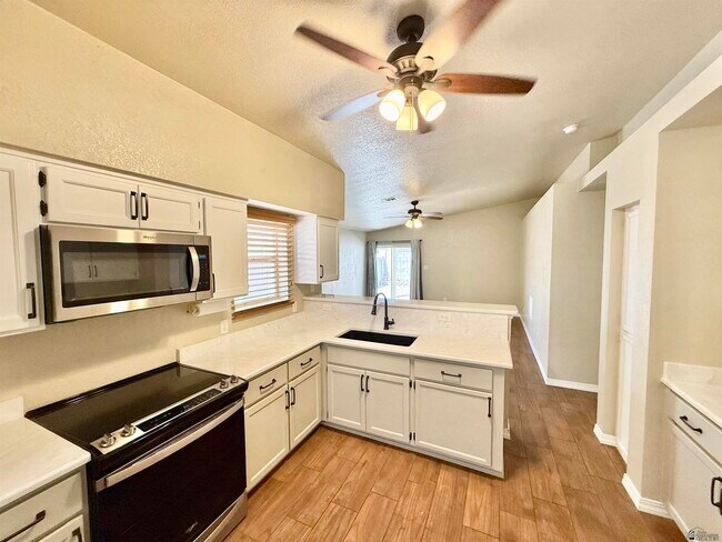 Building Photo - 4452 S Agave Ave