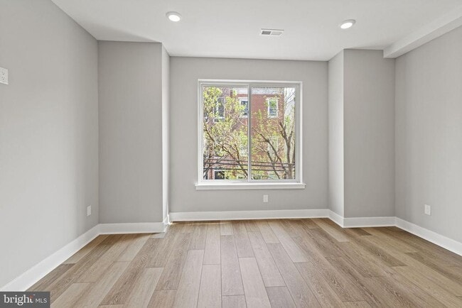 Building Photo - 2114 N 8th St