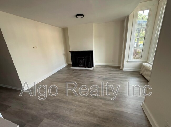 Building Photo - 359 Maria Ave