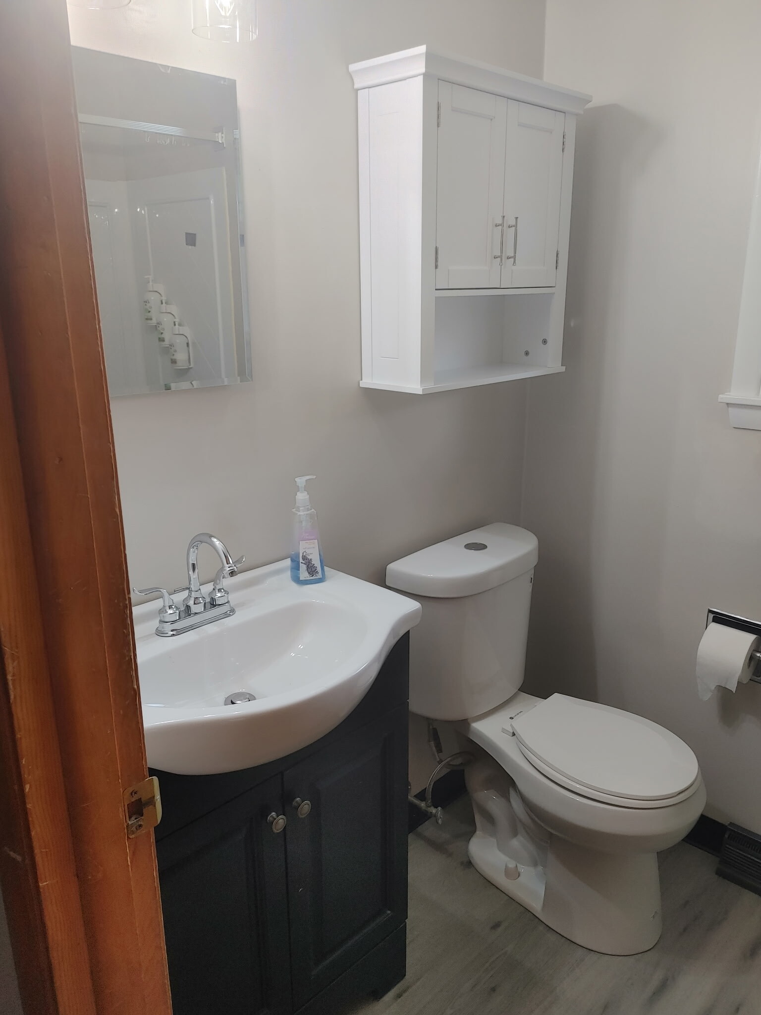 Bathroom - 2718 Stenzel Ave