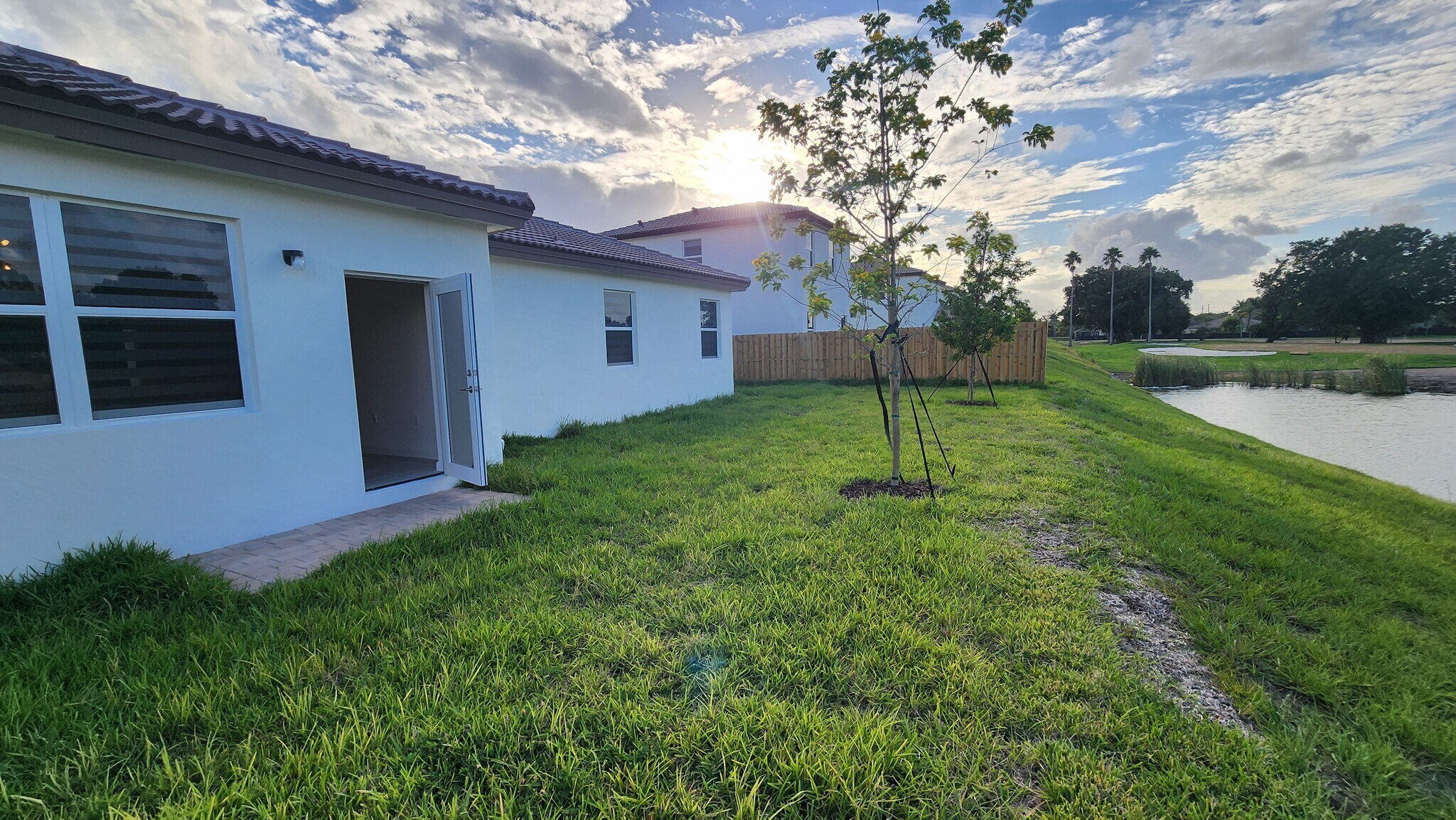 Building Photo - 2991 SE 23rd Ave