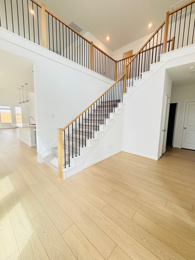 Building Photo - 9714 Periwinkle Chase Dr