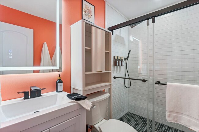 Building Photo - 79 S Brevard Ave