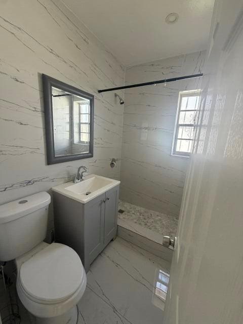 Building Photo - 648 NE 139th St