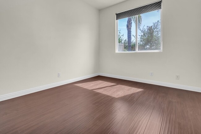 Building Photo - 6826 E Horizon Dr