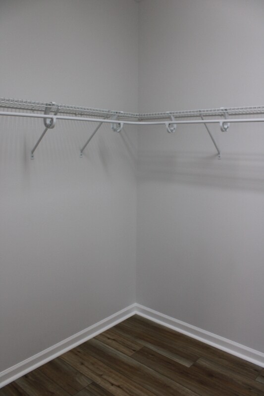 Building Photo - 135 Alicia Dr