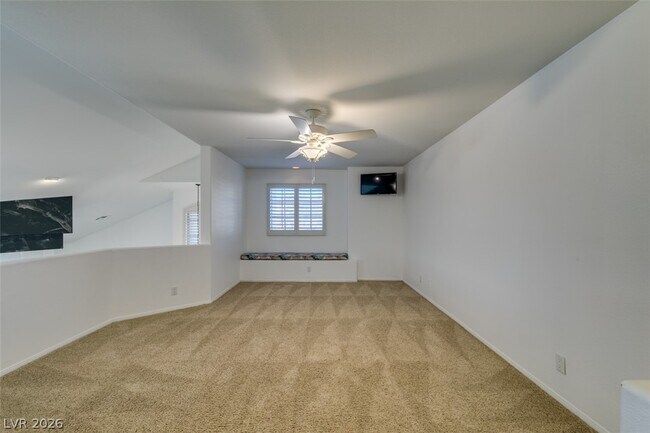 Building Photo - 174 Buena Ct